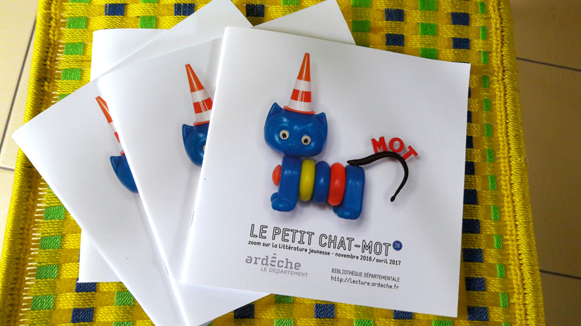 Le petit chat mot